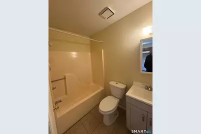 4 Warwick Street #APT 17, New Haven, CT 06513 - Photo 4