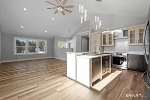 121 New Rd, Thompson, CT 06277 - Photo 8