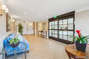 4 Putnam Hill, Greenwich, CT 06830 - Photo 12