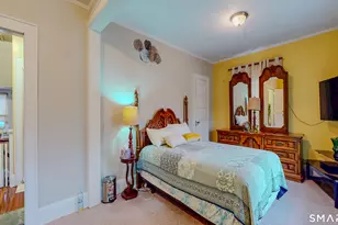 2078 Park Ave, Bridgeport, CT 06604 - Photo 18