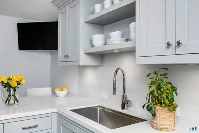 16 Fairfield Avenue, Darien, CT 06820 - Photo 4