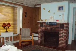 9 Skipper St, Stonington, CT 06378 - Photo 10