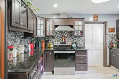 22 Standish Road, New Milford, CT 06776 - Photo 4