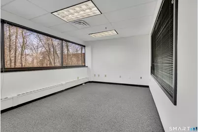 160 Chapel Road, Manchester, CT 06042 - Photo 20