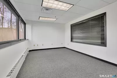 160 Chapel Road, Manchester, CT 06042 - Photo 20