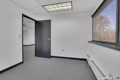 160 Chapel Road, Manchester, CT 06042 - Photo 30