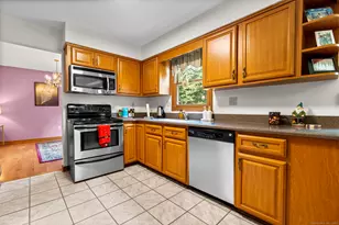 21 Lyda Dr, Milford, CT 06460 - Photo 12