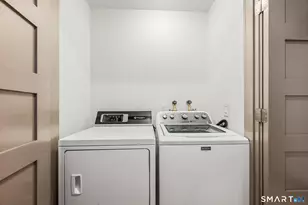 9 Carriage Dr, Simsbury, CT 06070 - Photo 18