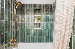 9 Carriage Dr, Simsbury, CT 06070 - Photo 18