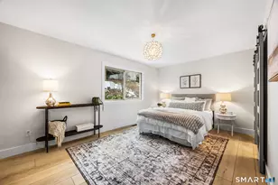 9 Carriage Dr, Simsbury, CT 06070 - Photo 8