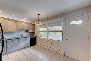 284 Chestnut Hill Rd, Torrington, CT 06790 - Photo 14