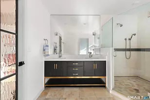 2177 Cross Hwy, Fairfield, CT 06824 - Photo 18