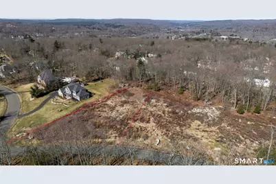 110 Windsor Court, Avon, CT 06001 - Photo 1