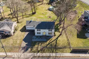 89 Baldwin Ave, Meriden, CT 06450 - Photo 4