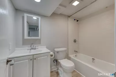 41 East High Street, East Hampton, CT 06424 - Photo 16