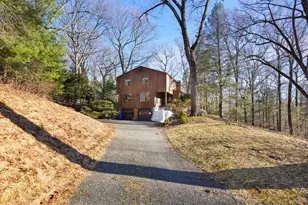 24 Grey Hollow Rd, Norwalk, CT 06850 - Photo 40