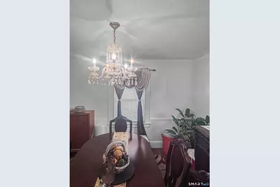 660 West Jackson Avenue, Bridgeport, CT 06604 - Photo 32