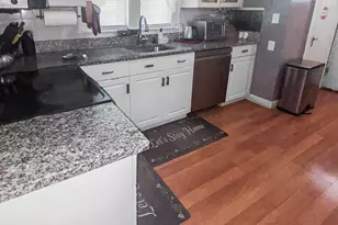 660 W Jackson Ave, Bridgeport, CT 06604 - Photo 26