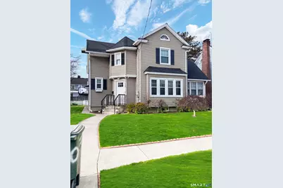 660 West Jackson Avenue, Bridgeport, CT 06604 - Photo 2