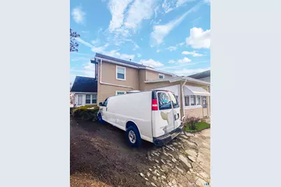 660 West Jackson Avenue, Bridgeport, CT 06604 - Photo 6