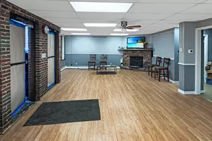 200 W Main St, Meriden, CT 06451 - Photo 4