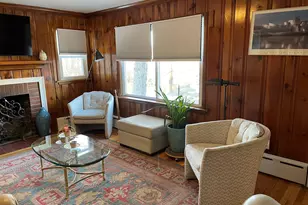 1347 Hall Blvd, Bloomfield, CT 06002 - Photo 12