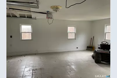 1347 Hall Boulevard, Bloomfield, CT 06002 - Photo 26