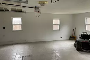 1347 Hall Blvd, Bloomfield, CT 06002 - Photo 26