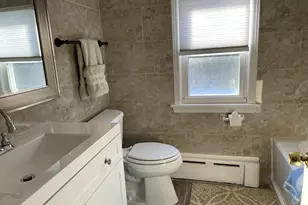 1347 Hall Blvd, Bloomfield, CT 06002 - Photo 22