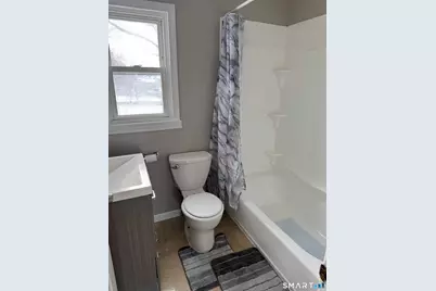 847 New Britain Avenue, Hartford, CT 06106 - Photo 12