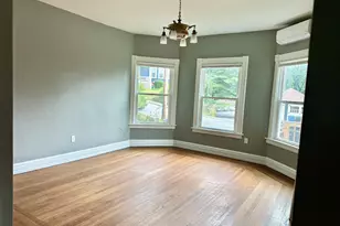 142 Broad St, Norwich, CT 06360 - Photo 20