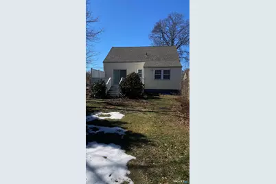 38 Keane Place, Stratford, CT 06615 - Photo 2