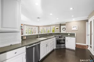 35 Blue Ridge Rd, Ridgefield, CT 06877 - Photo 18