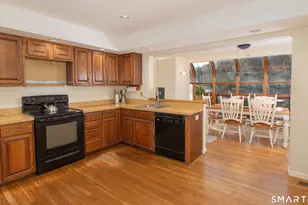 23 Trails End Ln, Ridgefield, CT 06877 - Photo 10