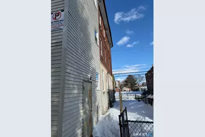 198 Oak Street #3, New Britain, CT 06051 - Photo 8