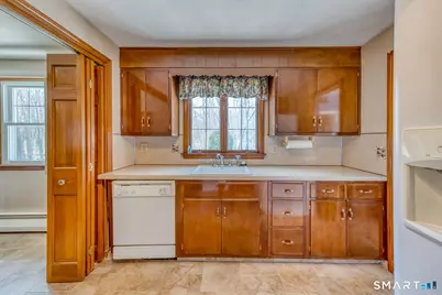 28 Glenview Drive, Berlin, CT 06037 - Photo 12