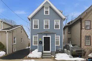 76 Westfield St, West Haven, CT 06516 - Photo 2