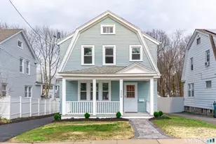 209 Augur St, Hamden, CT 06517 - Photo 1