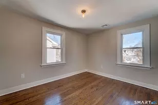 209 Augur St, Hamden, CT 06517 - Photo 8