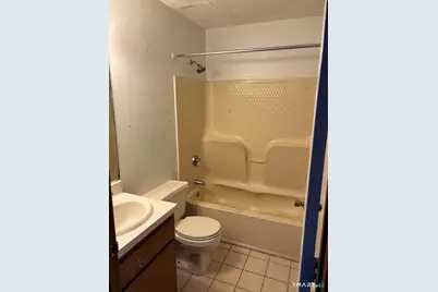 120 Preston Street #2B, Hartford, CT 06114 - Photo 6