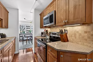 100 York St, New Haven, CT 06511 - Photo 10