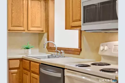 15 Johnson Road, Wallingford, CT 06492 - Photo 10