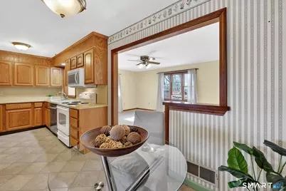 15 Johnson Road, Wallingford, CT 06492 - Photo 6