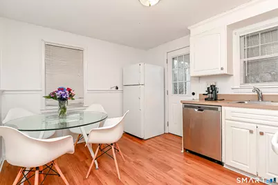 74 Hollywood Avenue, Bridgeport, CT 06606 - Photo 18