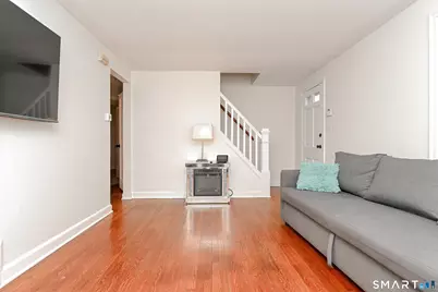 74 Hollywood Avenue, Bridgeport, CT 06606 - Photo 4