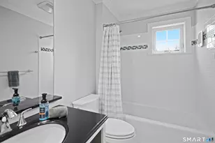 33 Myrtle St, Norwalk, CT 06855 - Photo 22