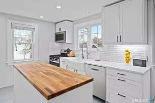 33 Myrtle St, Norwalk, CT 06855 - Photo 8