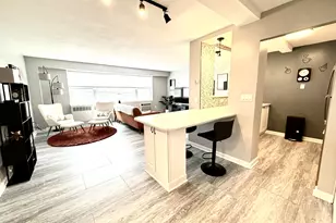 292 Pequot Ave, New London, CT 06320 - Photo 1