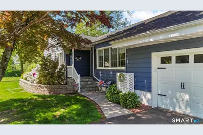 47 Featherbed Lane, Branford, CT 06405 - Photo 4