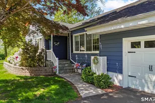 47 Featherbed Ln, Branford, CT 06405 - Photo 4